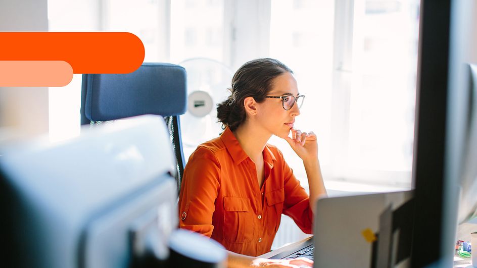 Frau im Büro